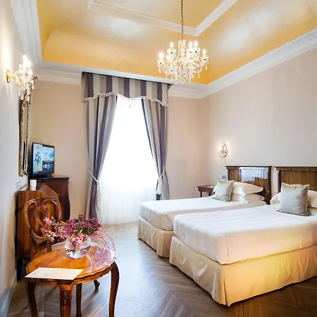 Grand Hotel 5*