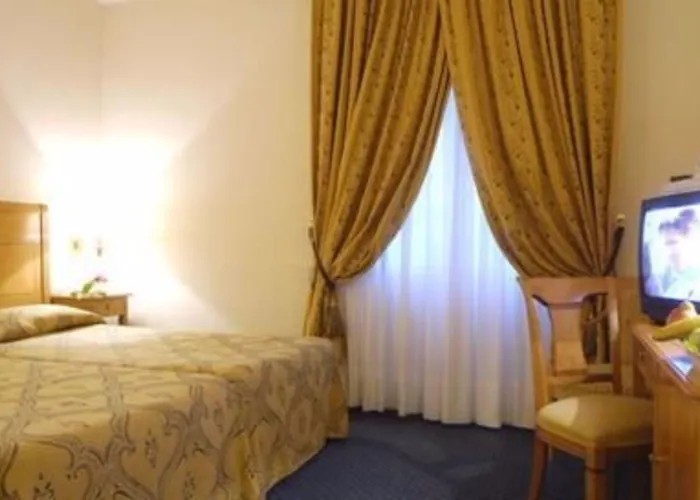 Grand 5* ريميني