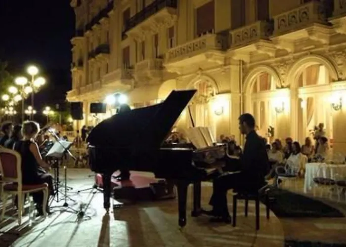 Grand فندق ريميني
