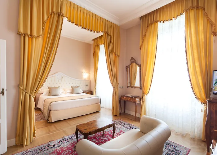 Grand فندق 5*